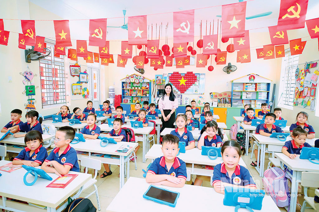 Lớp học thông minh ở Trường Tiểu học Trần Nhân Tông, phường Đông A.