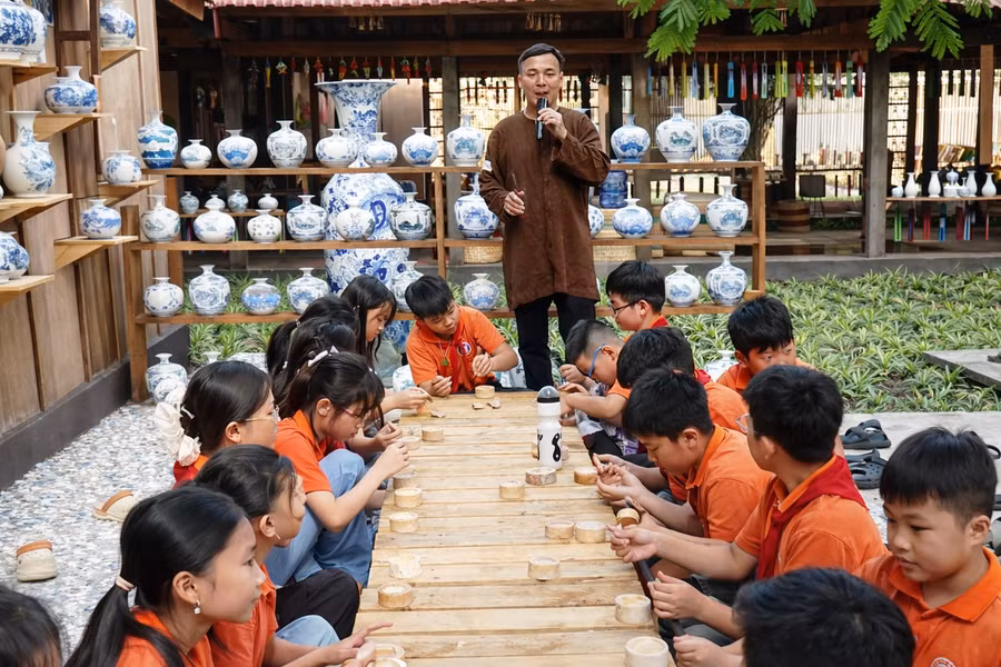 chia-khoa-nang-chat-giao-duc-o-ninh-binh-1.png
