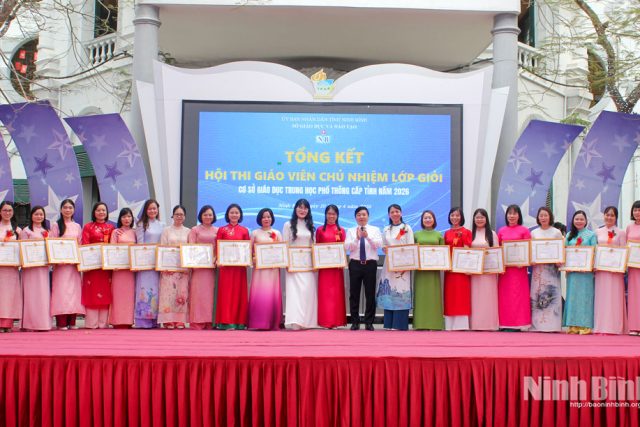 93 giáo viên đạt danh hiệu “Giáo viên chủ nhiệm lớp giỏi” cơ sở giáo dục THPT cấp tỉnh