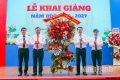 Đồng chí Nguyễn Thanh Bình, Phó Bí thư Tỉnh ủy, Chủ tịch UBND tỉnh dự Lễ khai giảng tại Trường THPT chuyên Lê Hồng Phong