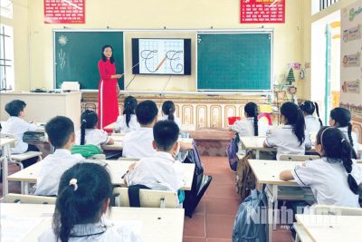 Chăm sóc, giáo dục toàn diện cho trẻ em trong kỷ nguyên số