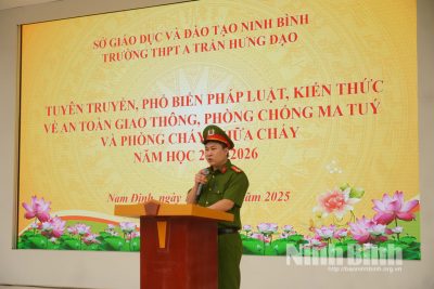 Tuyên truyền, phổ biến kiến thức pháp luật cho học sinh Trường THPT A Trần Hưng Đạo