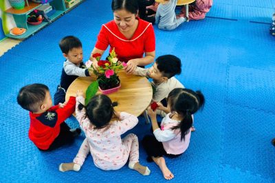 Hoạt động trải nghiệm “Chào mừng ngày Nhà giáo Việt Nam 20/11” tại Trường Mầm non Xuân Bắc